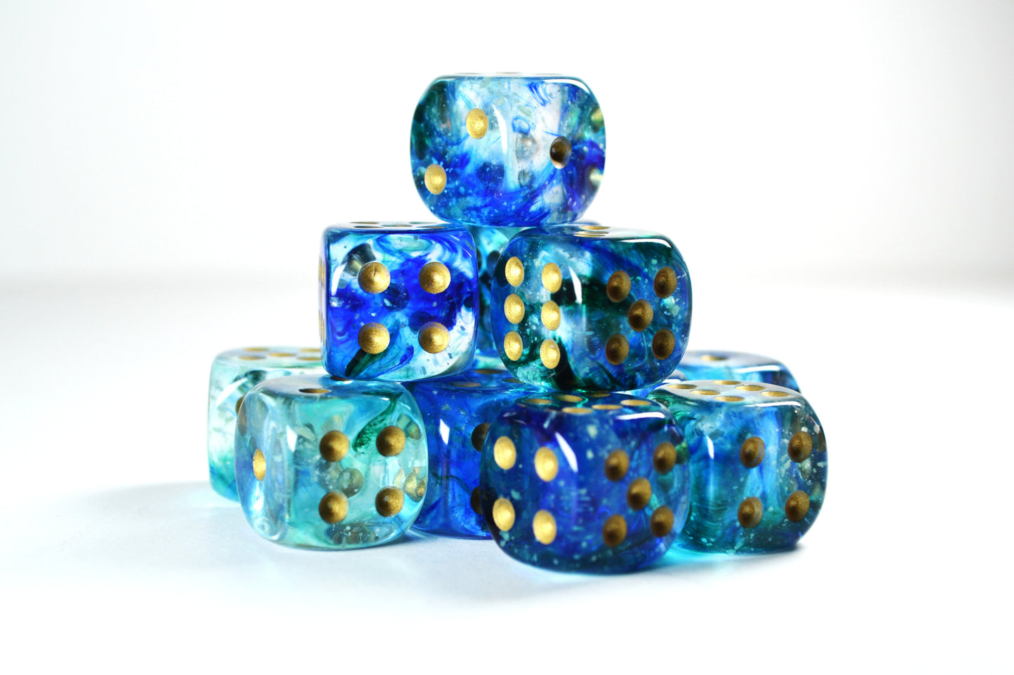 Nebula Oceanic Gold D6 Set - True Strike Dice